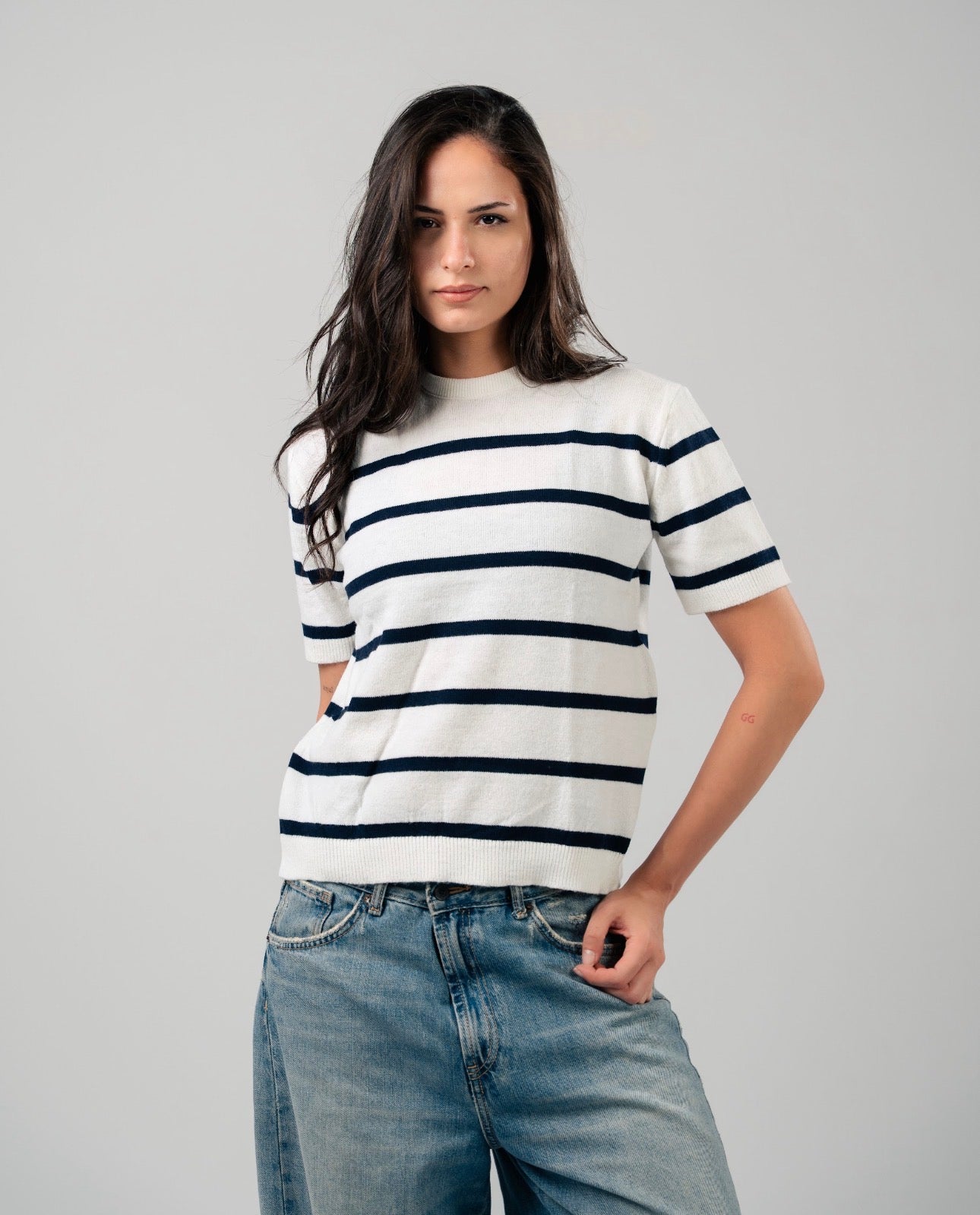 STRIPED KNITTED TEE
