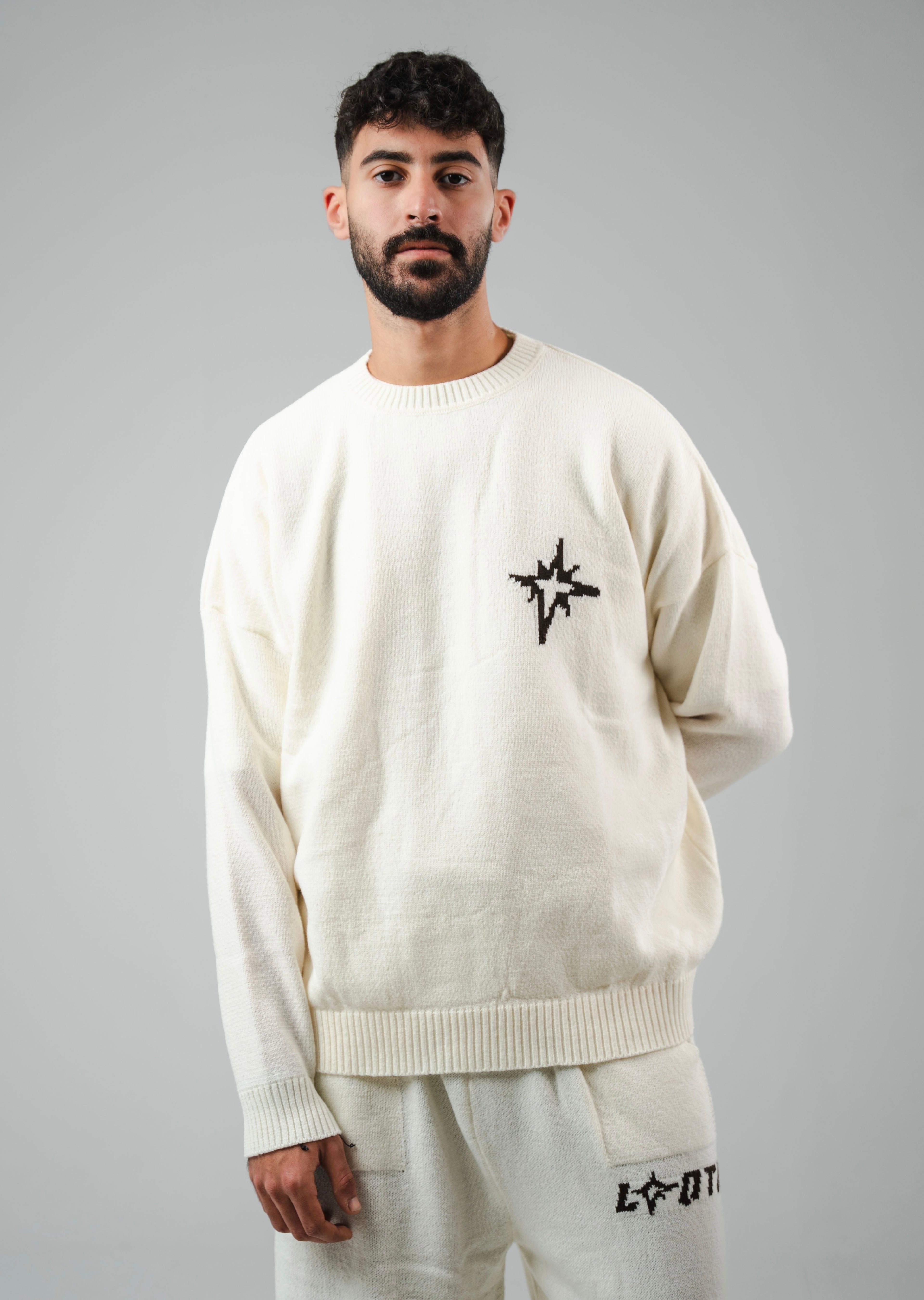 Laqta white knitted sweater
