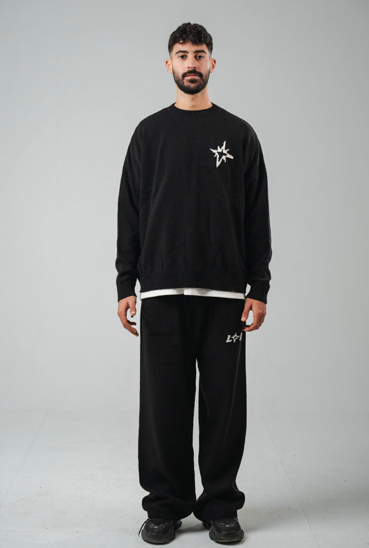 BLACK KNITTED SWEATER