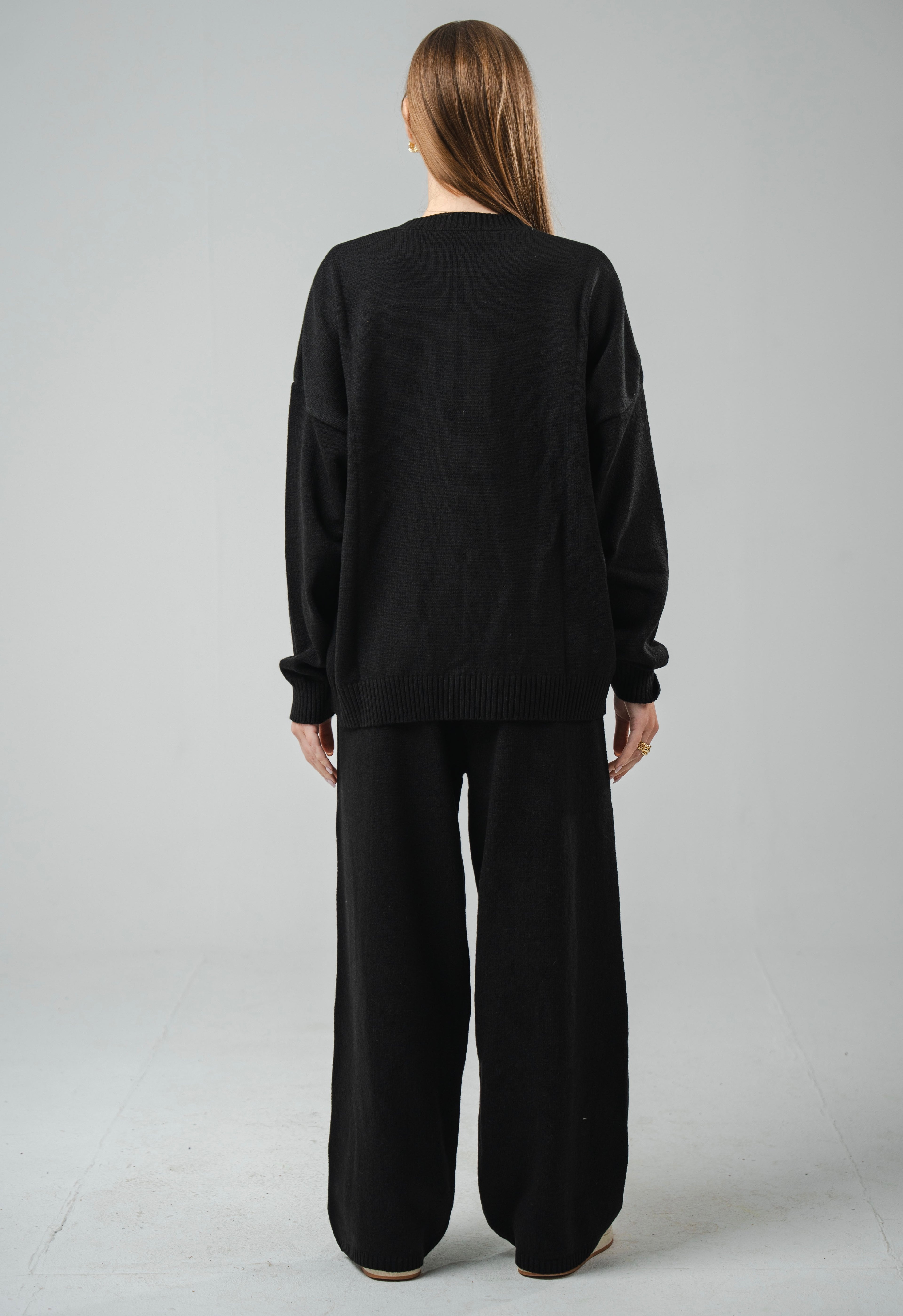BLACK KNITTED PANT