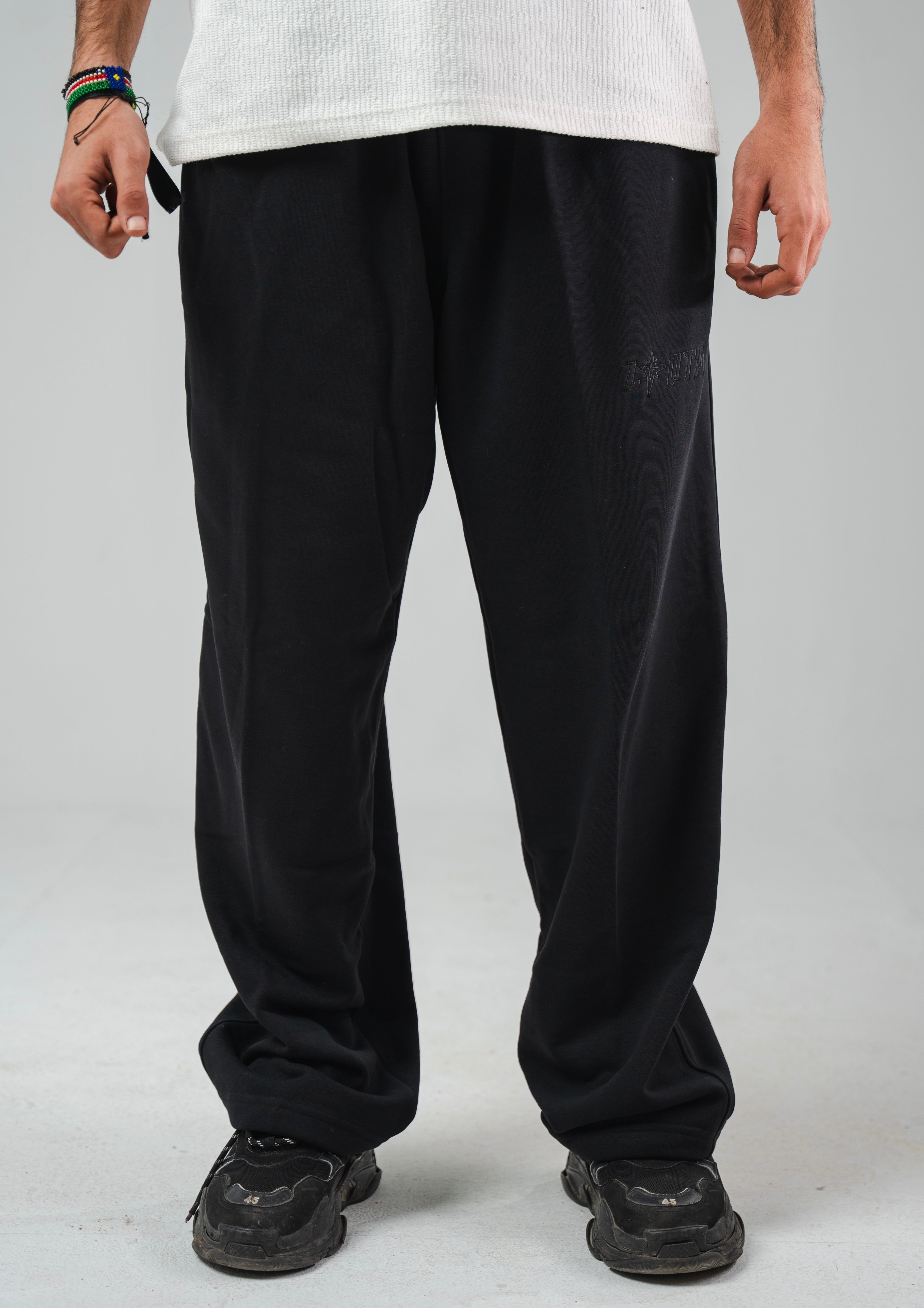 ALL BLACK SWEATPANT