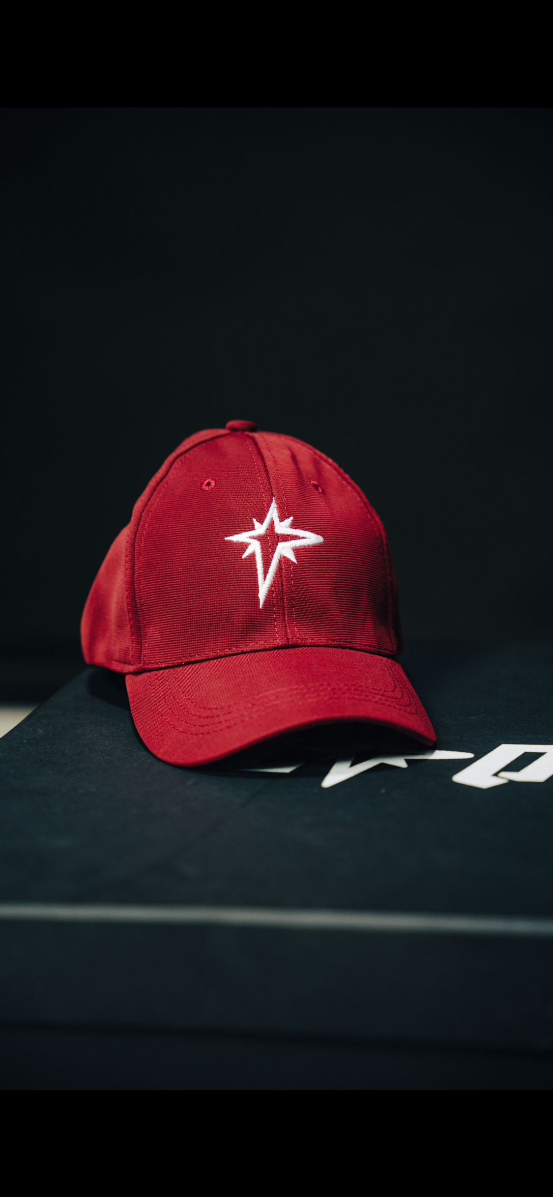 RED WINE LAQTA STAR CAP