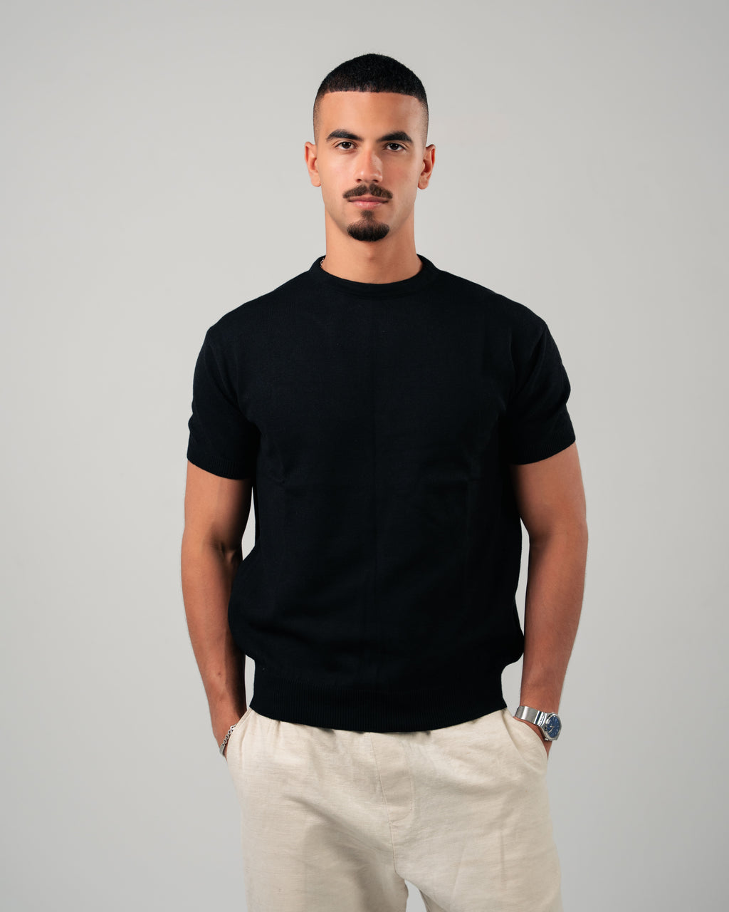 BLACK KNITTED TEE