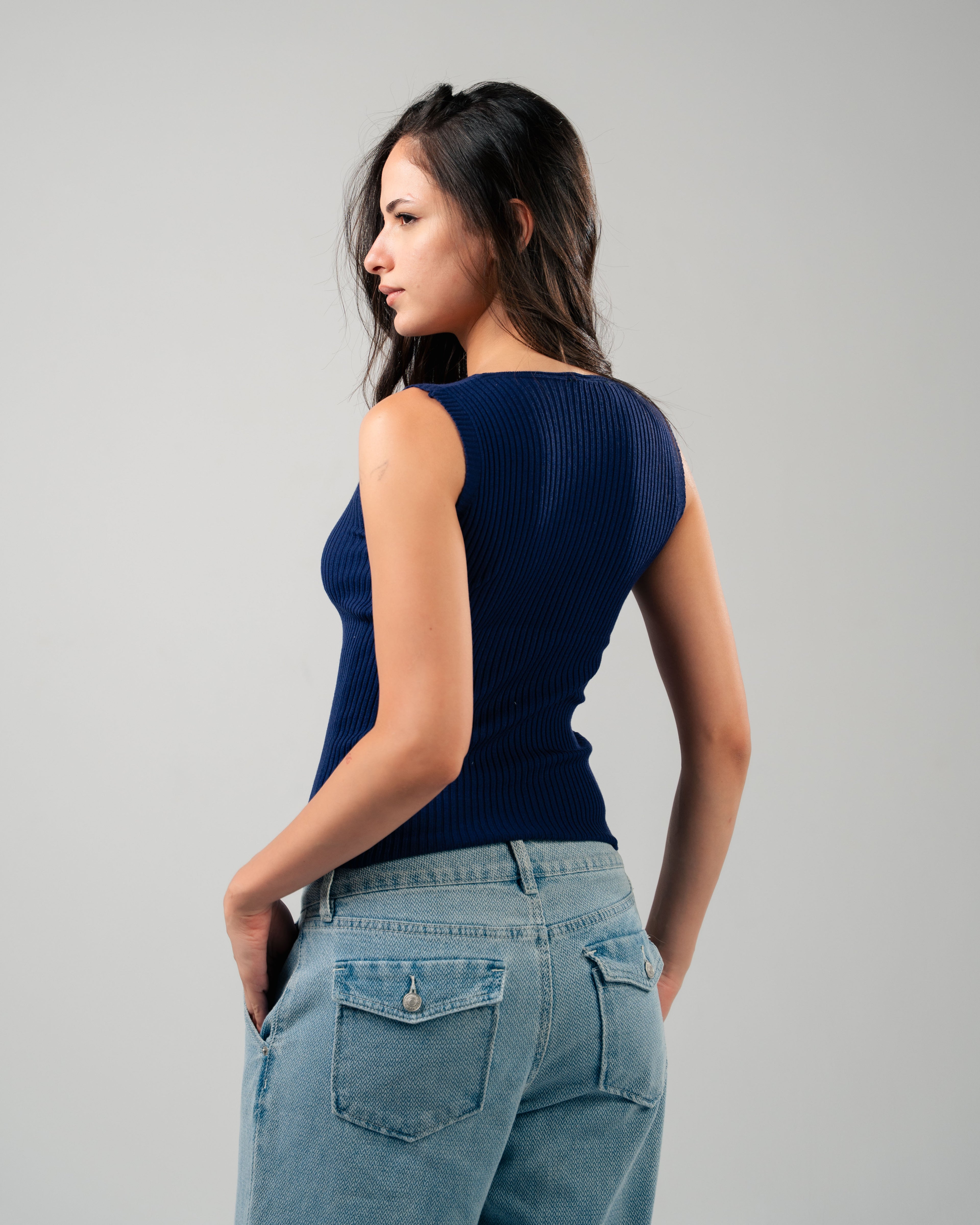 NAVY KNITTED TOP